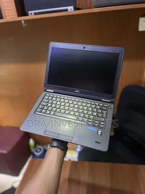 Laptop Dell Latitude 12 E7250 8GB Intel Core I5 HDD+SSD 256GB