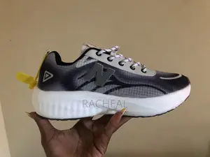 Sneakers Kicks