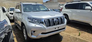 Toyota Land Cruiser Prado 2018 Silver