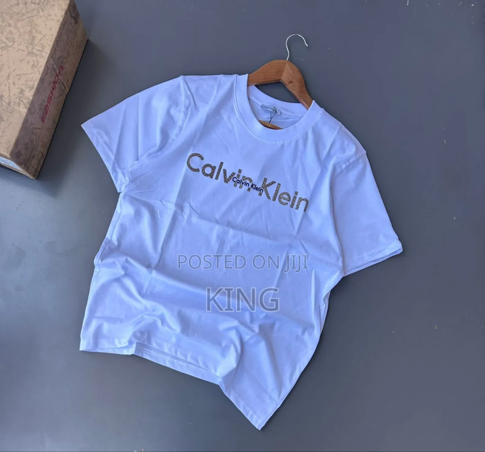 Simple Print T-Shirt