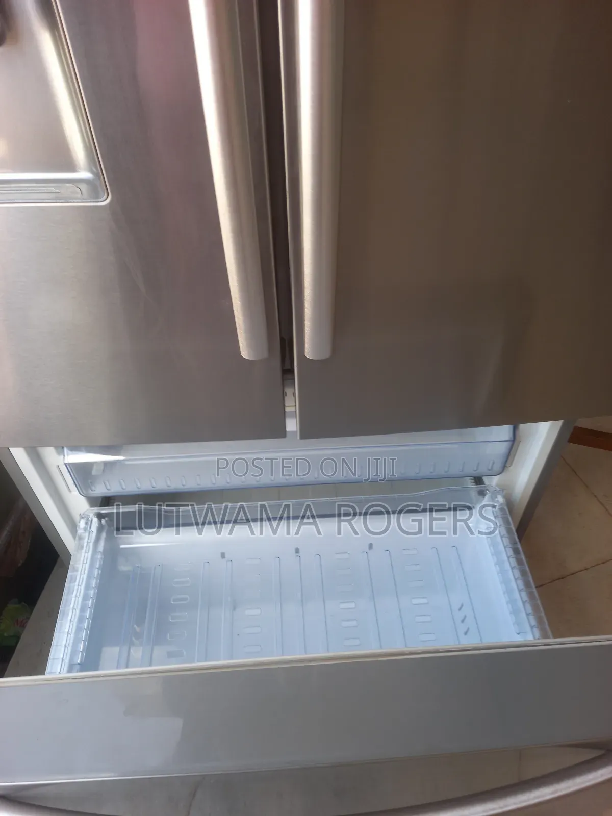 Hisense 697ltrs