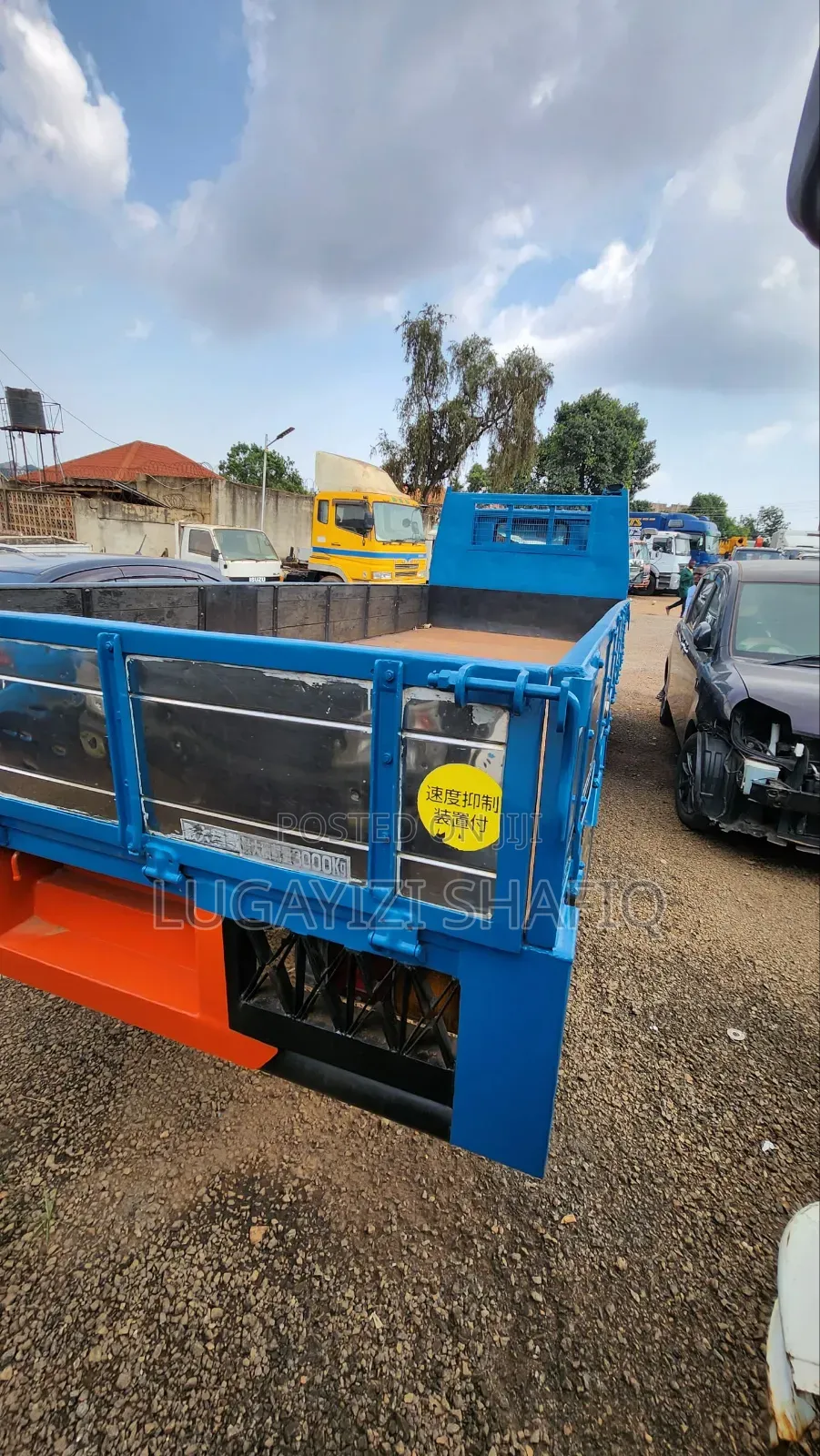 Mitsubishi Canter 1990 Blue