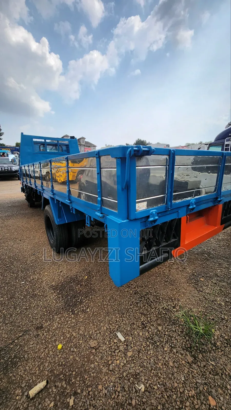 Mitsubishi Canter 1990 Blue