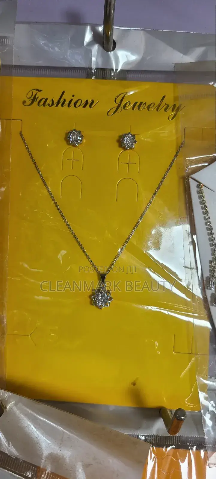 Fashionable Necklace Original