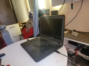 Laptop Dell Latitude 3350 8GB Intel Core I3 HDD 500GB