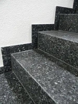 Black Terrazzo Stair Cas3 Finishing