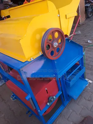 Ground Nut Harvesting Machine Tractor Driven