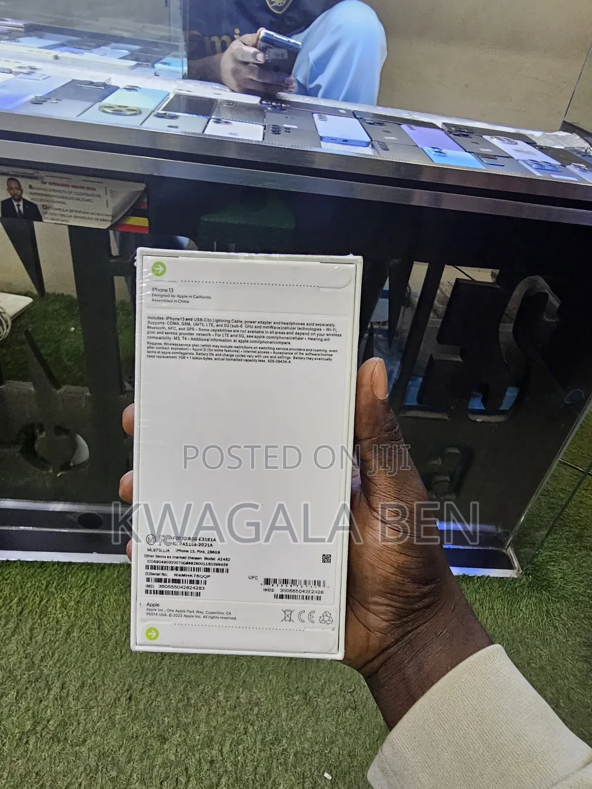 New Apple iPhone 13 128 GB Pink