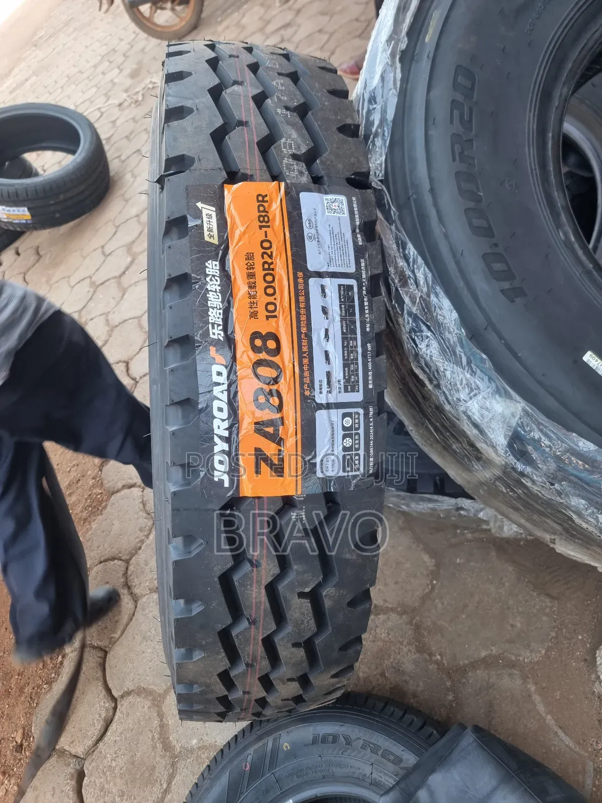 1.000 - 20 All Position New Tyres .