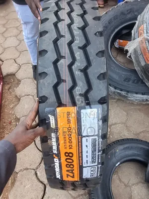 1.000 - 20 All Position New Tyres .