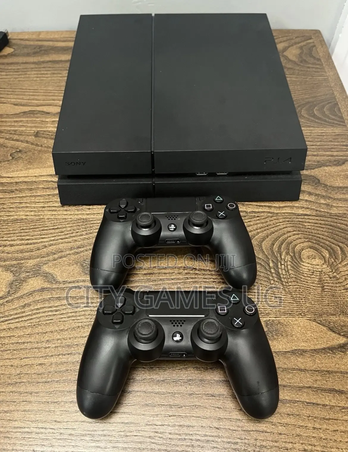 Sony Playstation 4 Bundle. Console. 2 Controllers. All Cords. 9 Games.