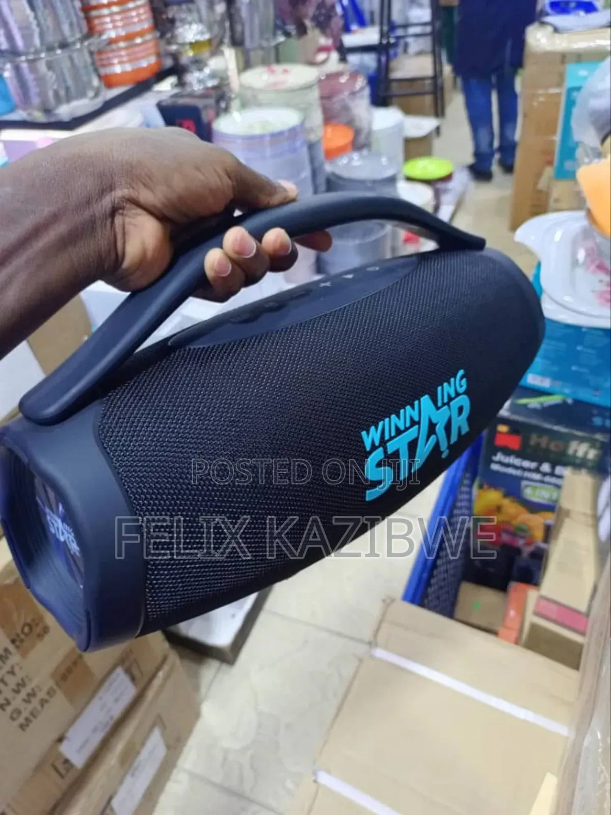 Winning Star Portable Party Box.