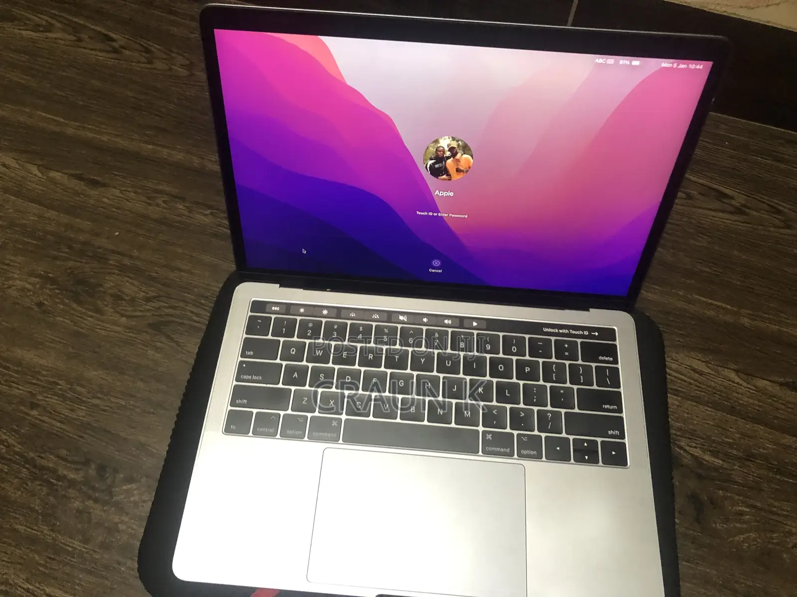 Laptop Apple MacBook Pro 2017 16GB Intel Core i7 SSD 500GB