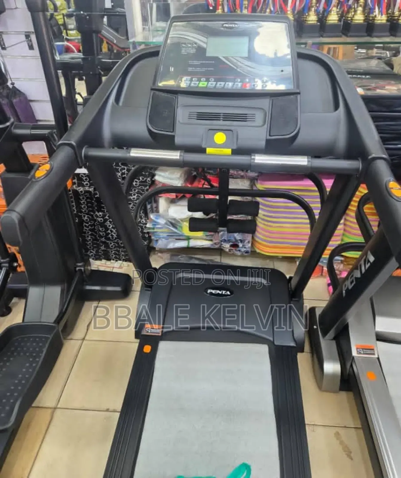 Home and Commercial Treadmill With Speakers, Usb Port, Dumbells