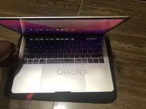 Laptop Apple MacBook Pro 2017 16GB Intel Core i7 SSD 500GB