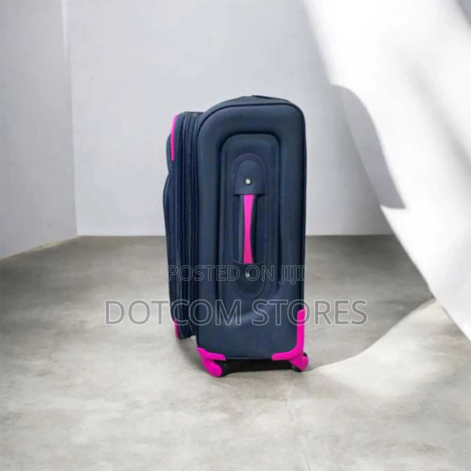 Good Partner a Vintage Medium Size Travelling Suitcase