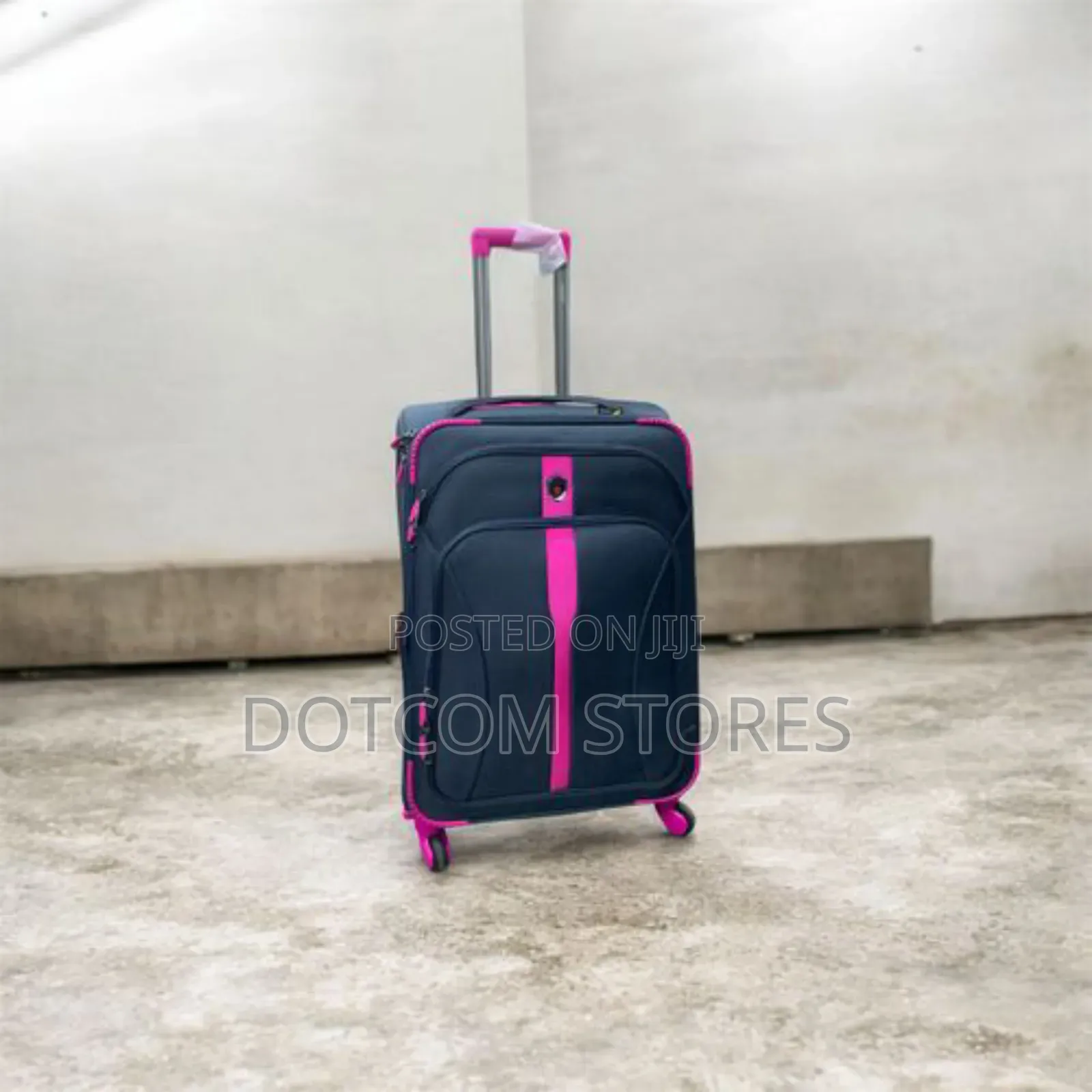 Good Partner a Vintage Medium Size Travelling Suitcase