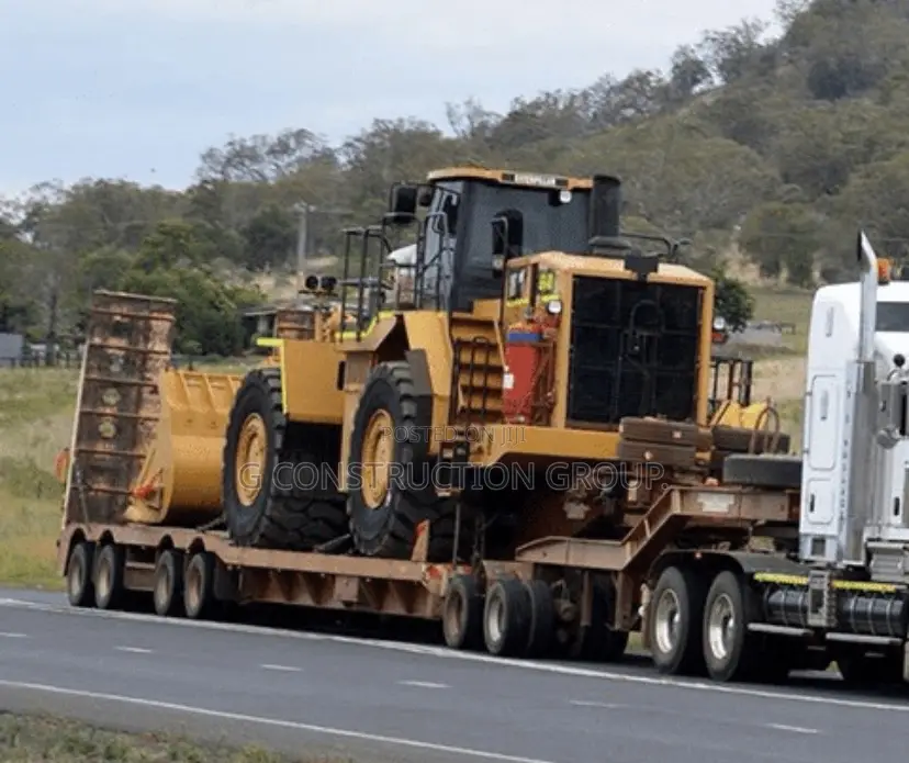Low Bed Trucks/Trailers For Hire.