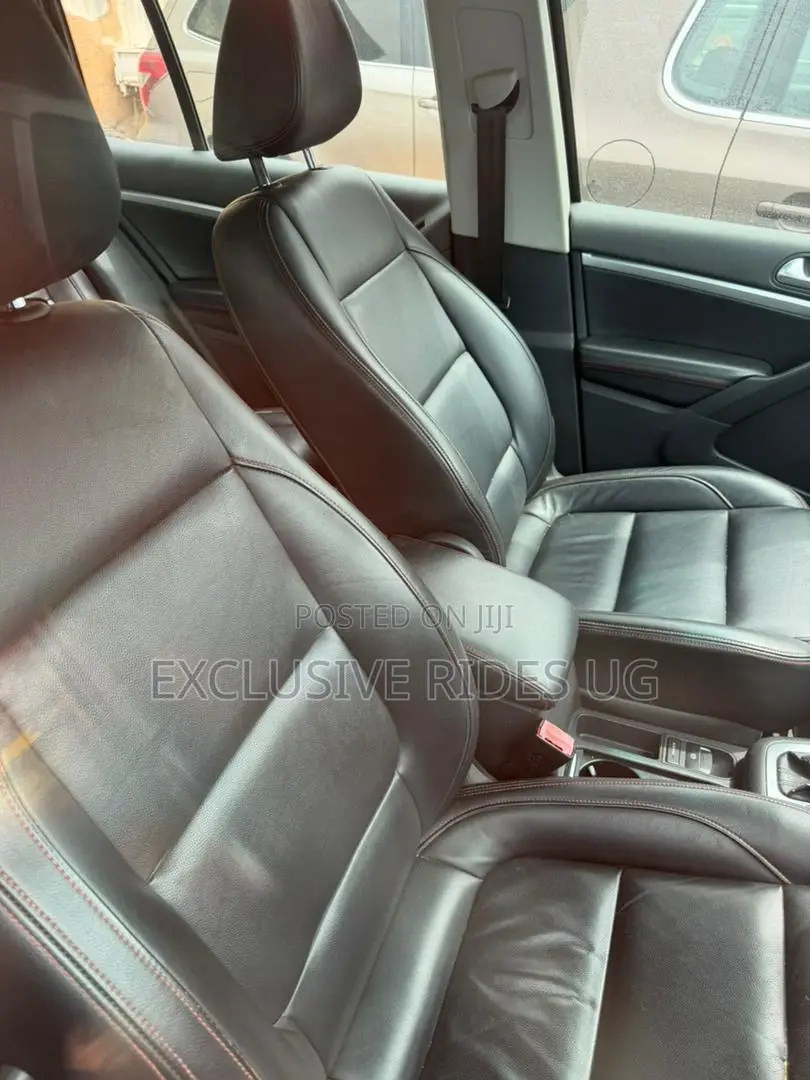 Volkswagen Tiguan 2014 Black