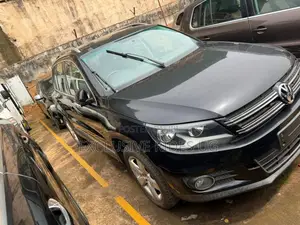 Volkswagen Tiguan 2014 Black