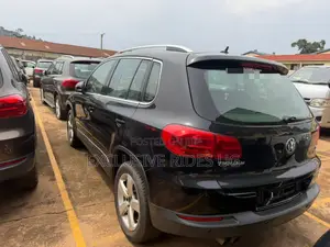 Volkswagen Tiguan 2014 Black