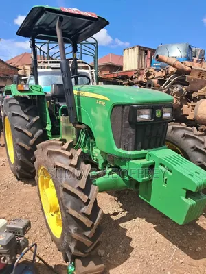 John Deere 5065e