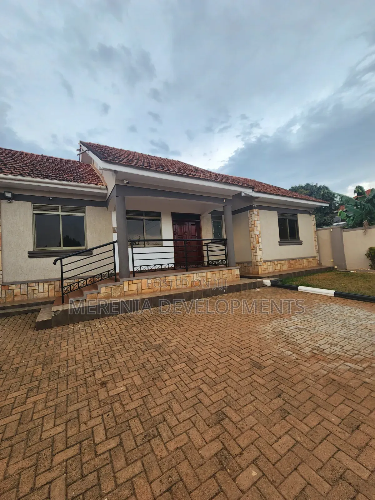 2bdrm House in Muyenga, Makindye for rent