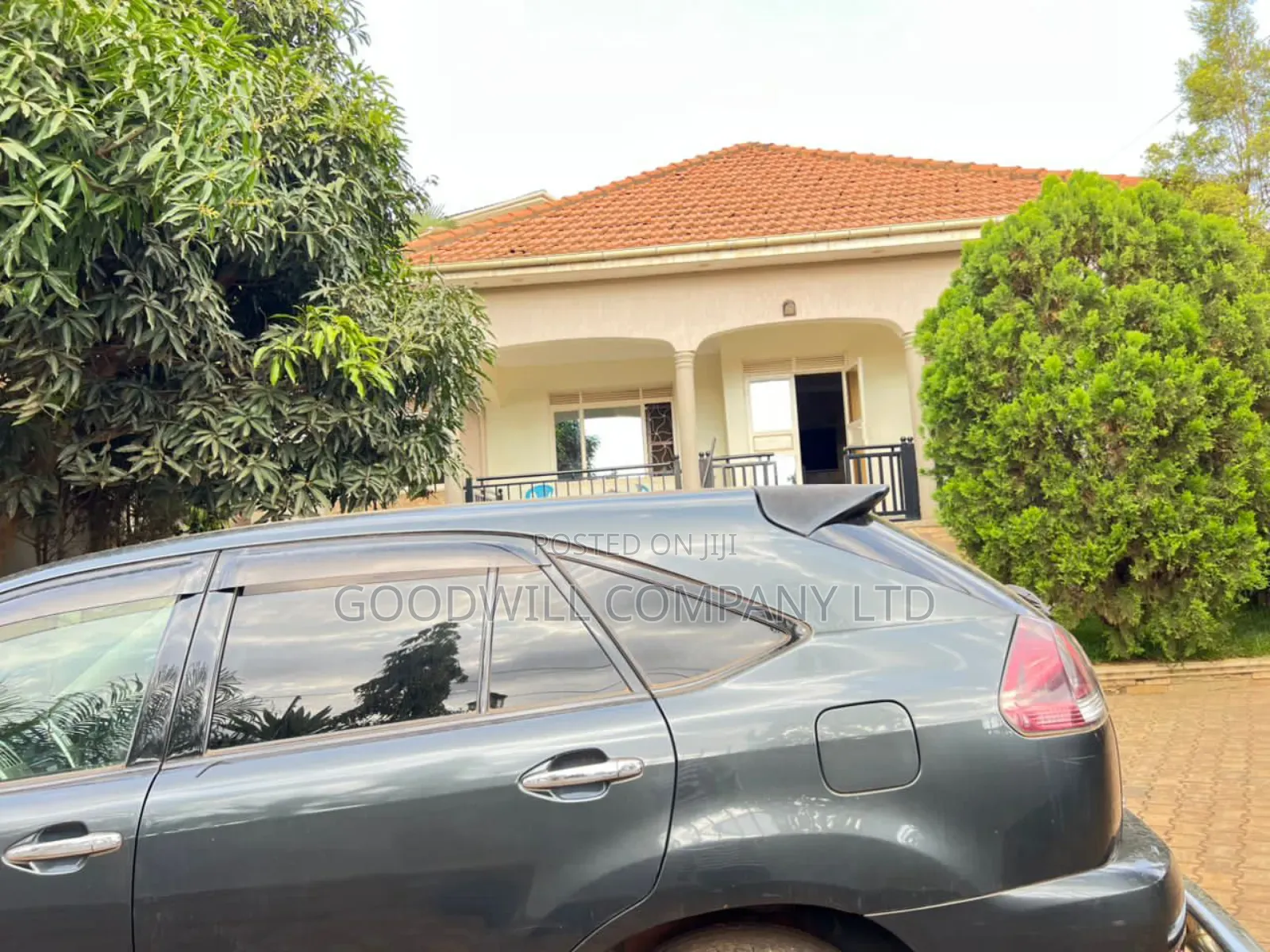 4bdrm House in Kira, Central Division for sale
