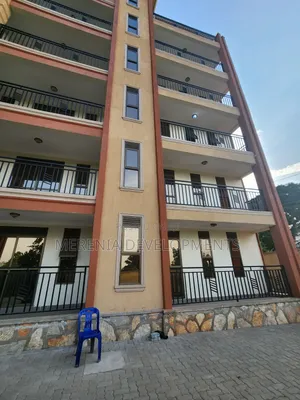 3bdrm Apartment in Makindye for rent