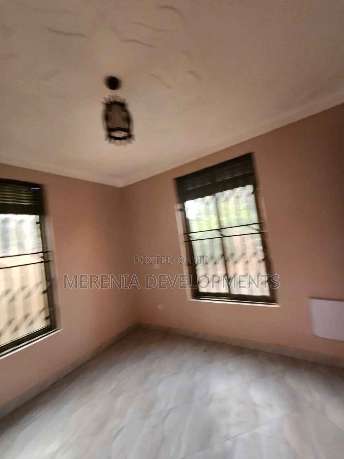3bdrm Apartment in Makindye for rent