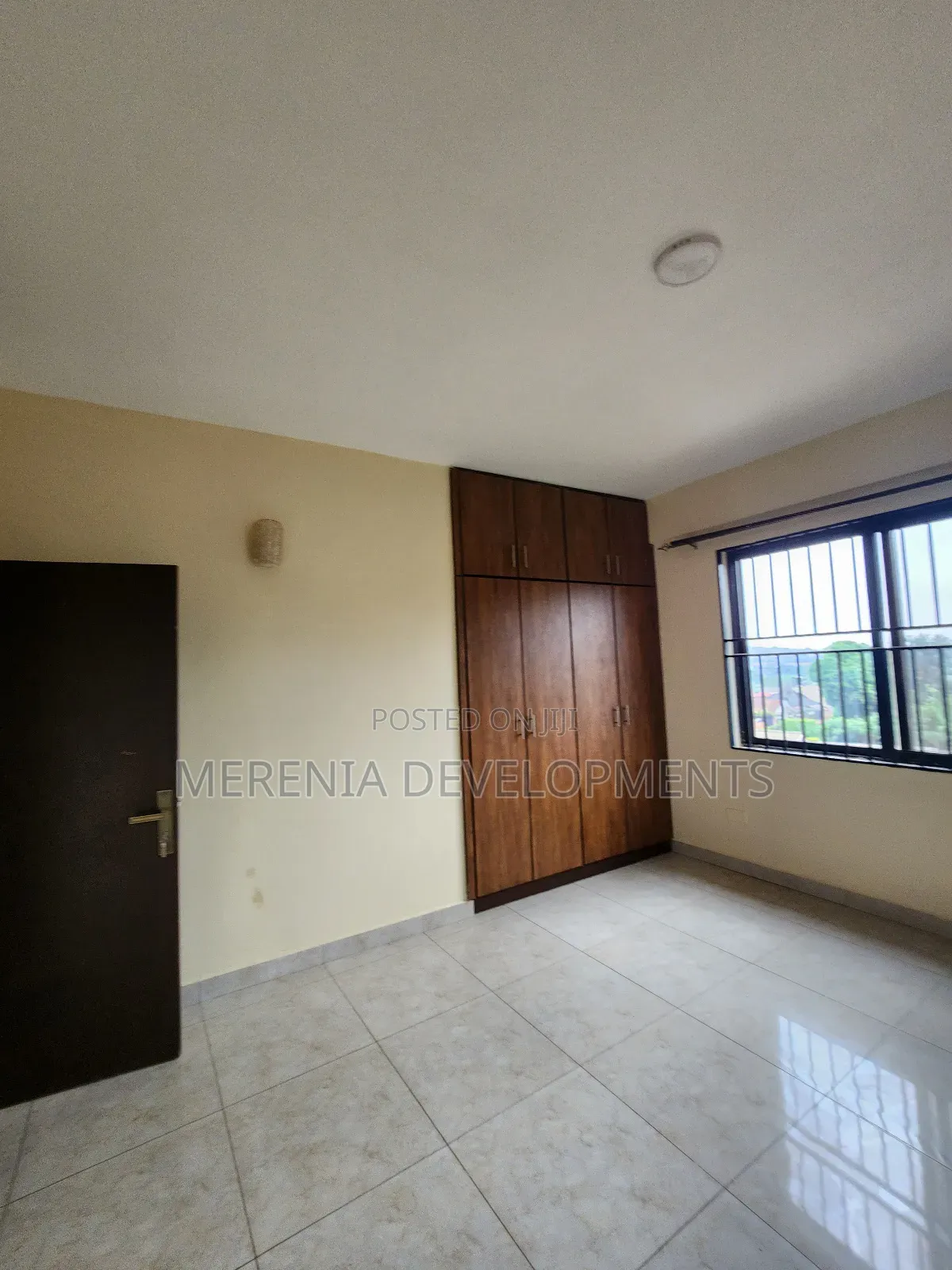 3bdrm Apartment in Muyenga, Makindye for rent