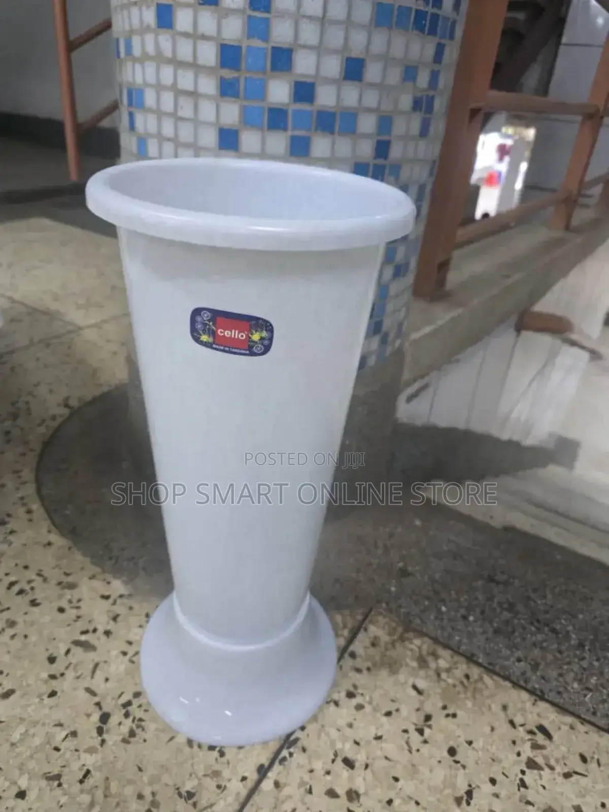 Cylindrical Flower Pots Cylindrical Flower Pots