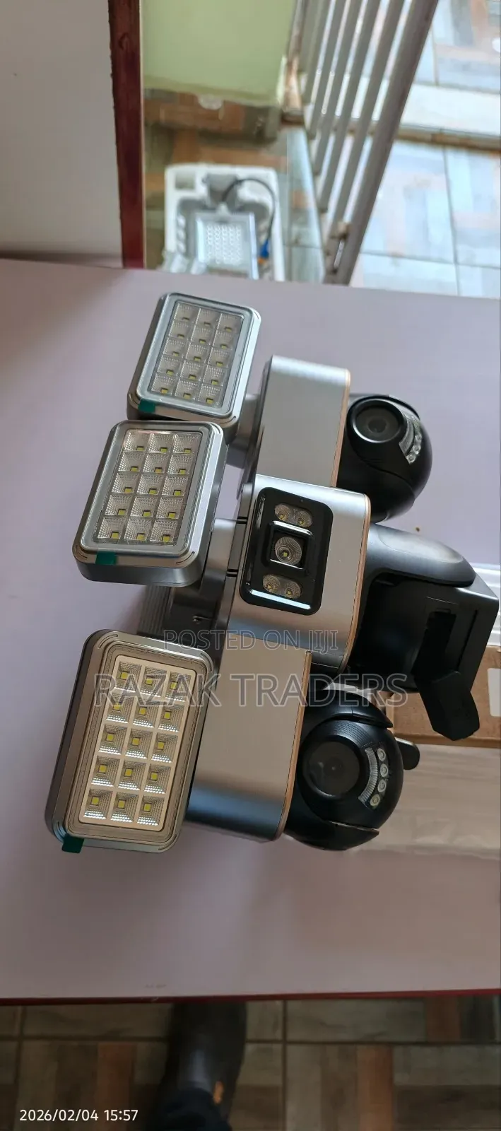 4g Solar Camera 12mp PTZ Rotating Triple Lens Camera With Solar