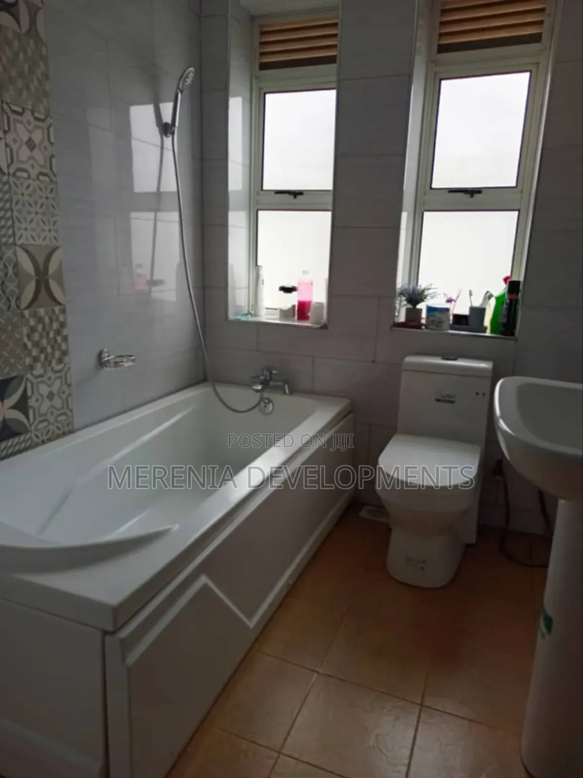 Furnished 6bdrm House in Bugoloobi, Nakawa for rent
