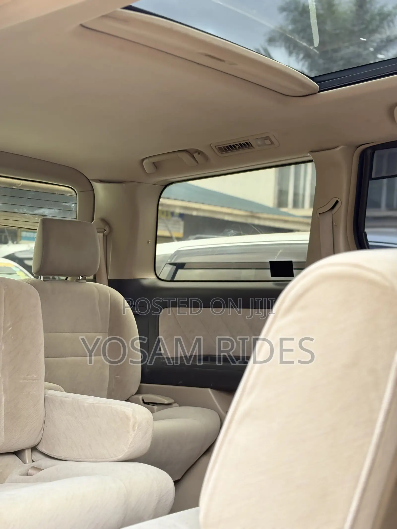 Toyota Alphard 2.4 Petrol FWD 2007 White