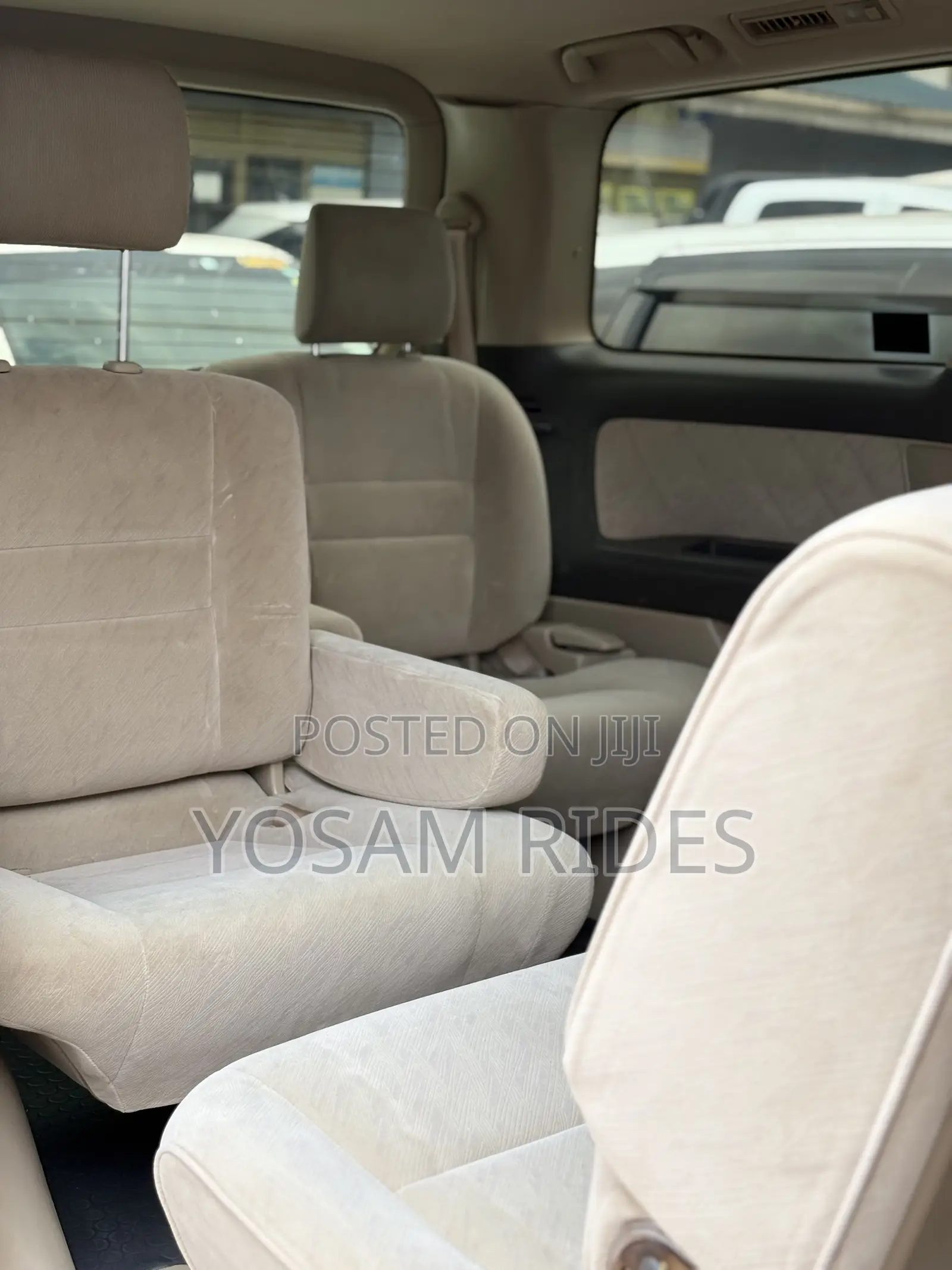 Toyota Alphard 2.4 Petrol FWD 2007 White