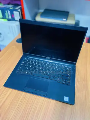 Laptop Dell Latitude 7390 8GB Intel Core I5 SSD 256GB