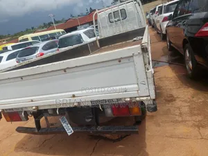 Isuzu Elf Truck