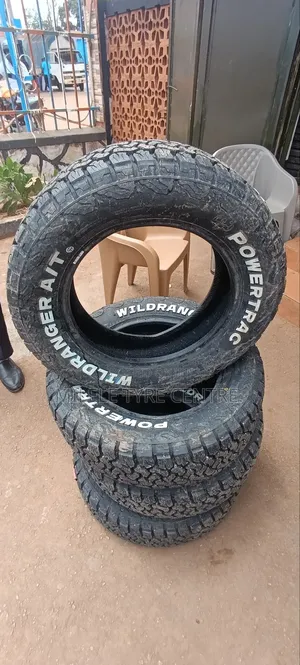 215/65r16c Powertruck