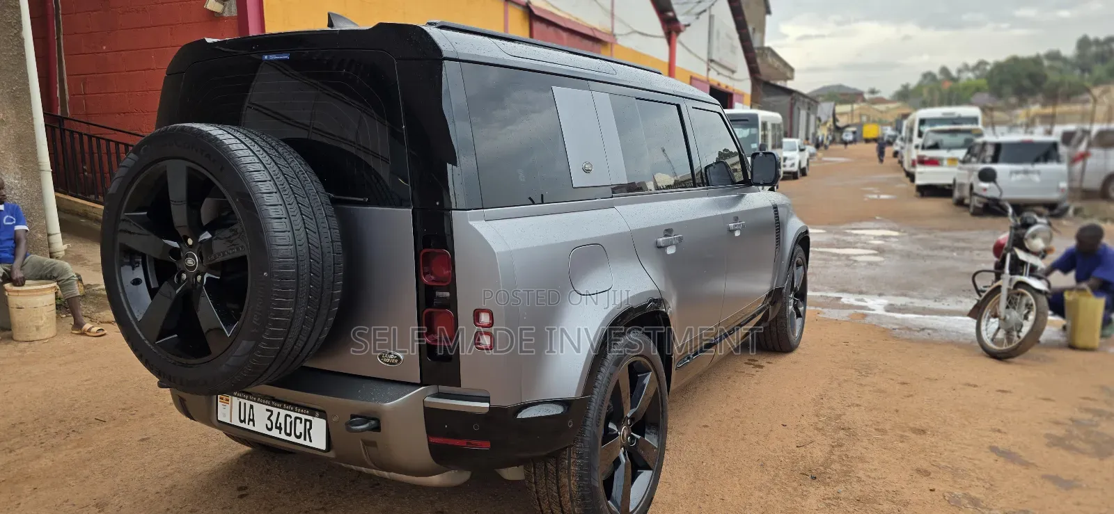 Land Rover Defender 2023 Gray