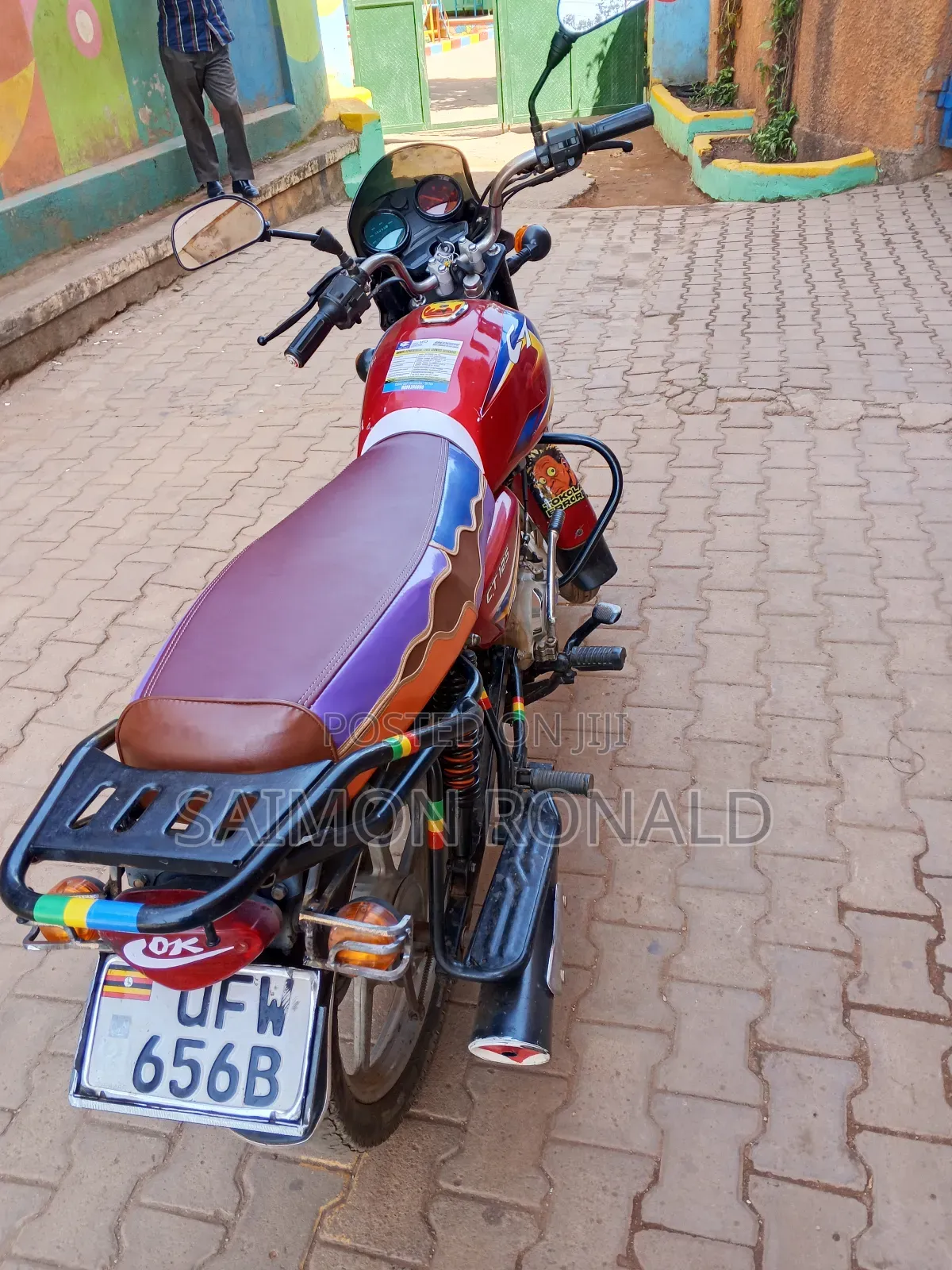 Bajaj CT 125X 2021 Red