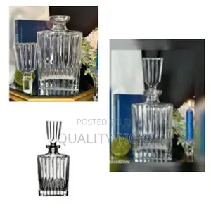 970ml Striking Ribbed Crystal Liquor Decanter