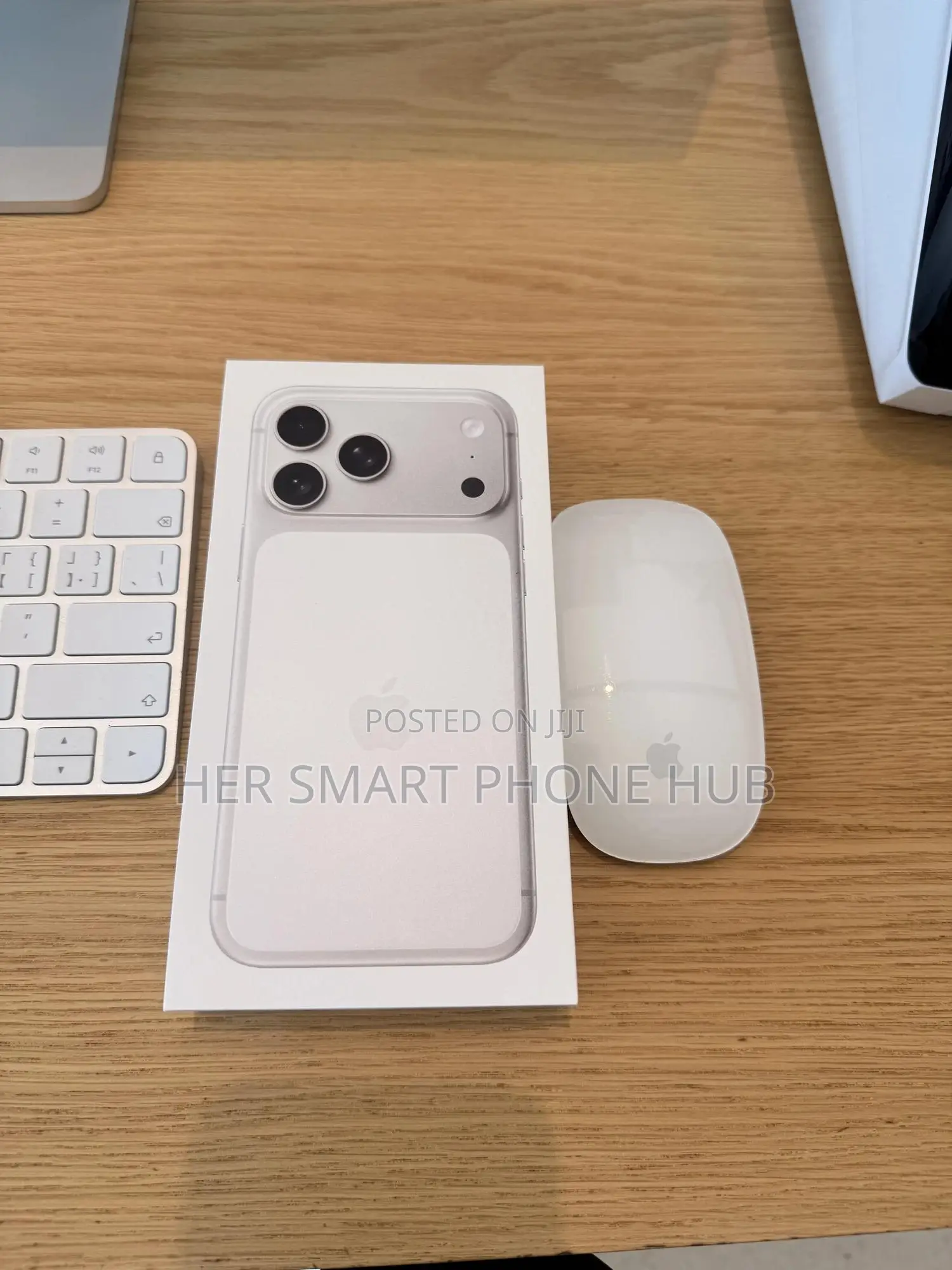 New Apple iPhone 17 Pro Max 256 GB Silver