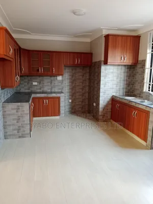 3bdrm Apartment in 3 Bedrooms, Central Division for rent