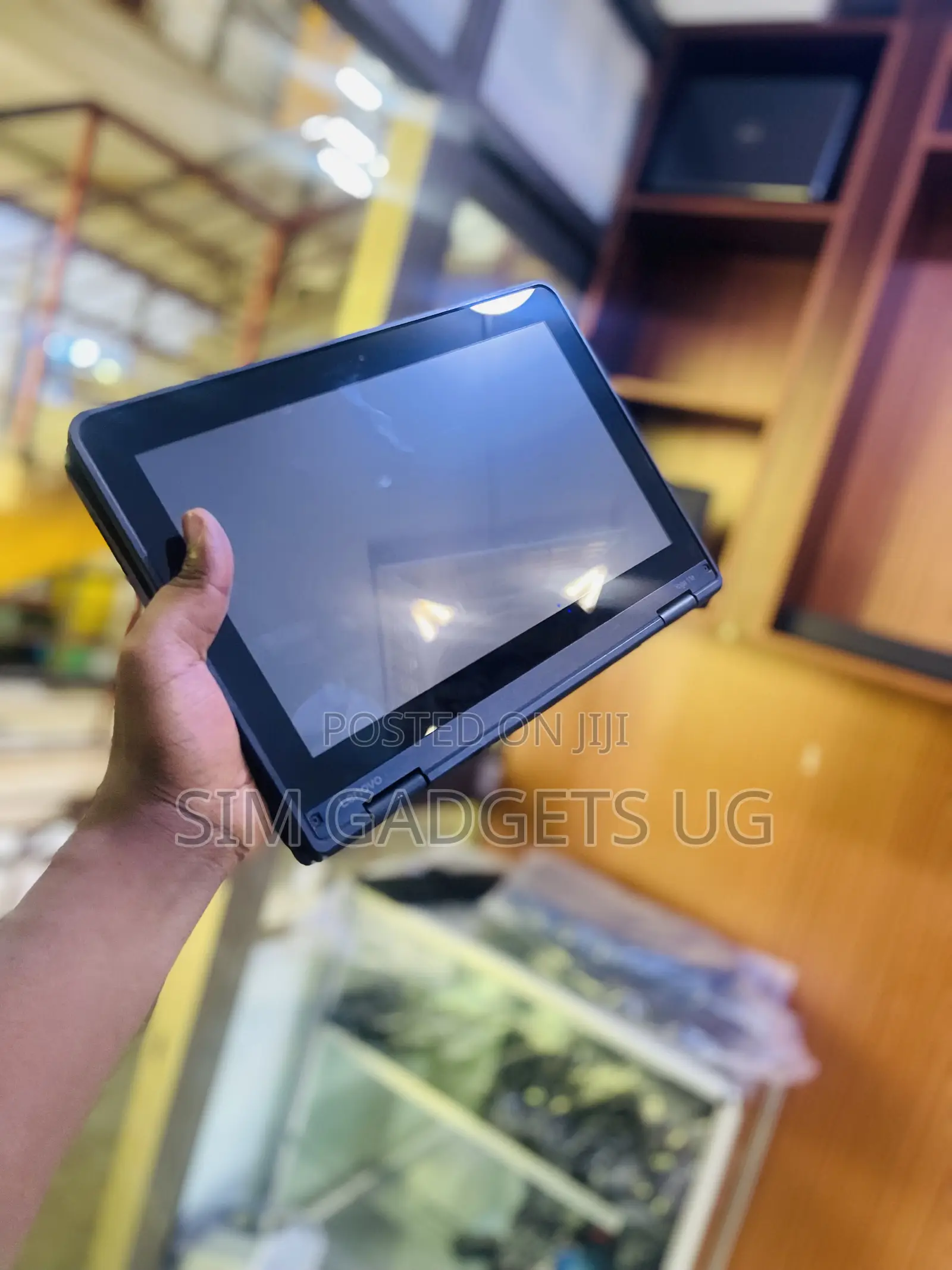Laptop Lenovo 4GB Intel Celeron SSD 128GB