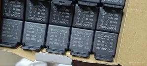 Relay 24 and 12 Volts 4 Pins for Cars and GPS