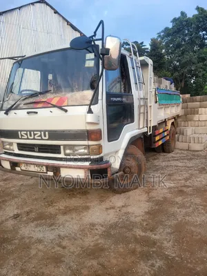Isuzu Forward Tipper