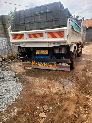 Isuzu Forward Tipper