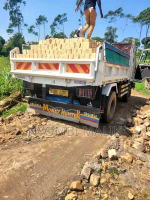 Isuzu Forward Tipper