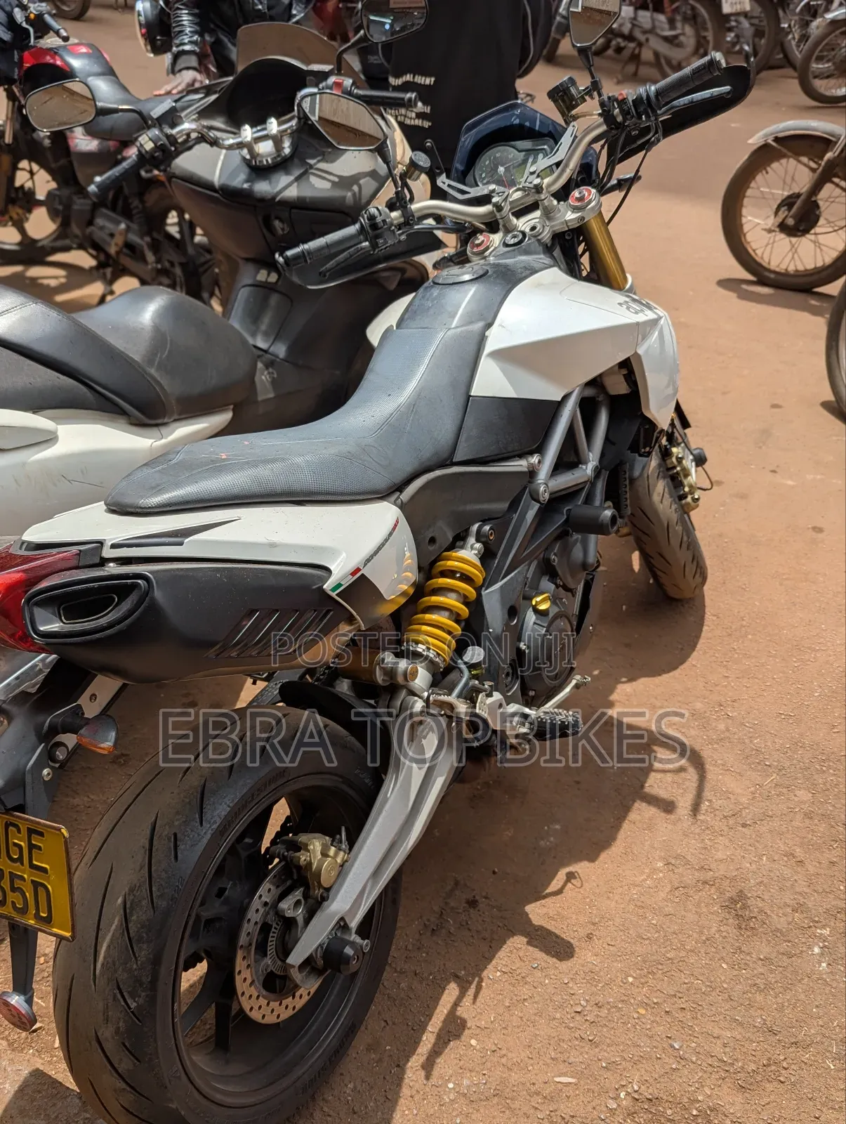 Aprilia Dorsoduro 2018 White